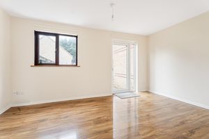 Photo 16- click for photo gallery